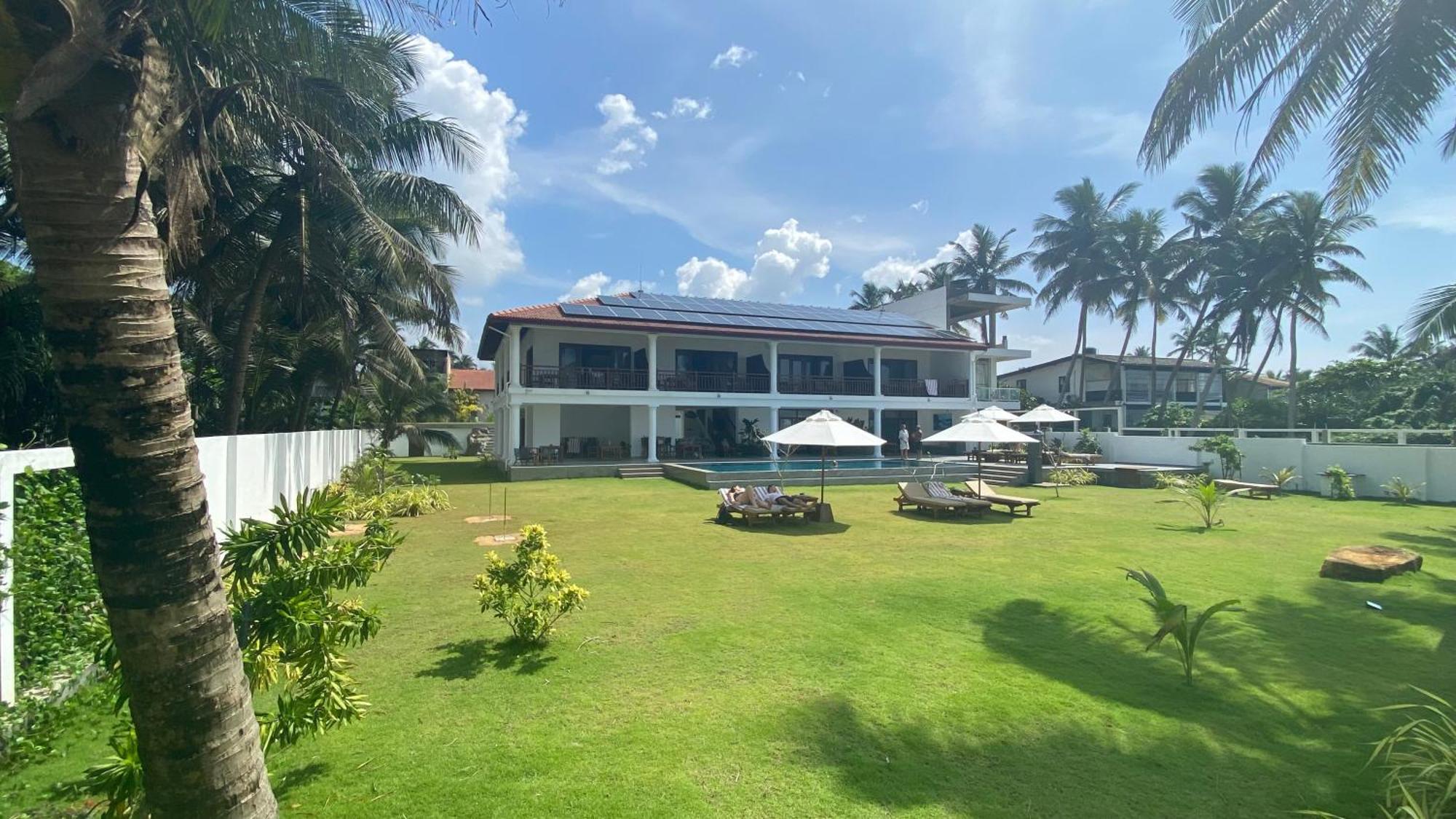 Sea Star Boutique Hotel Hikkaduwa Exterior photo