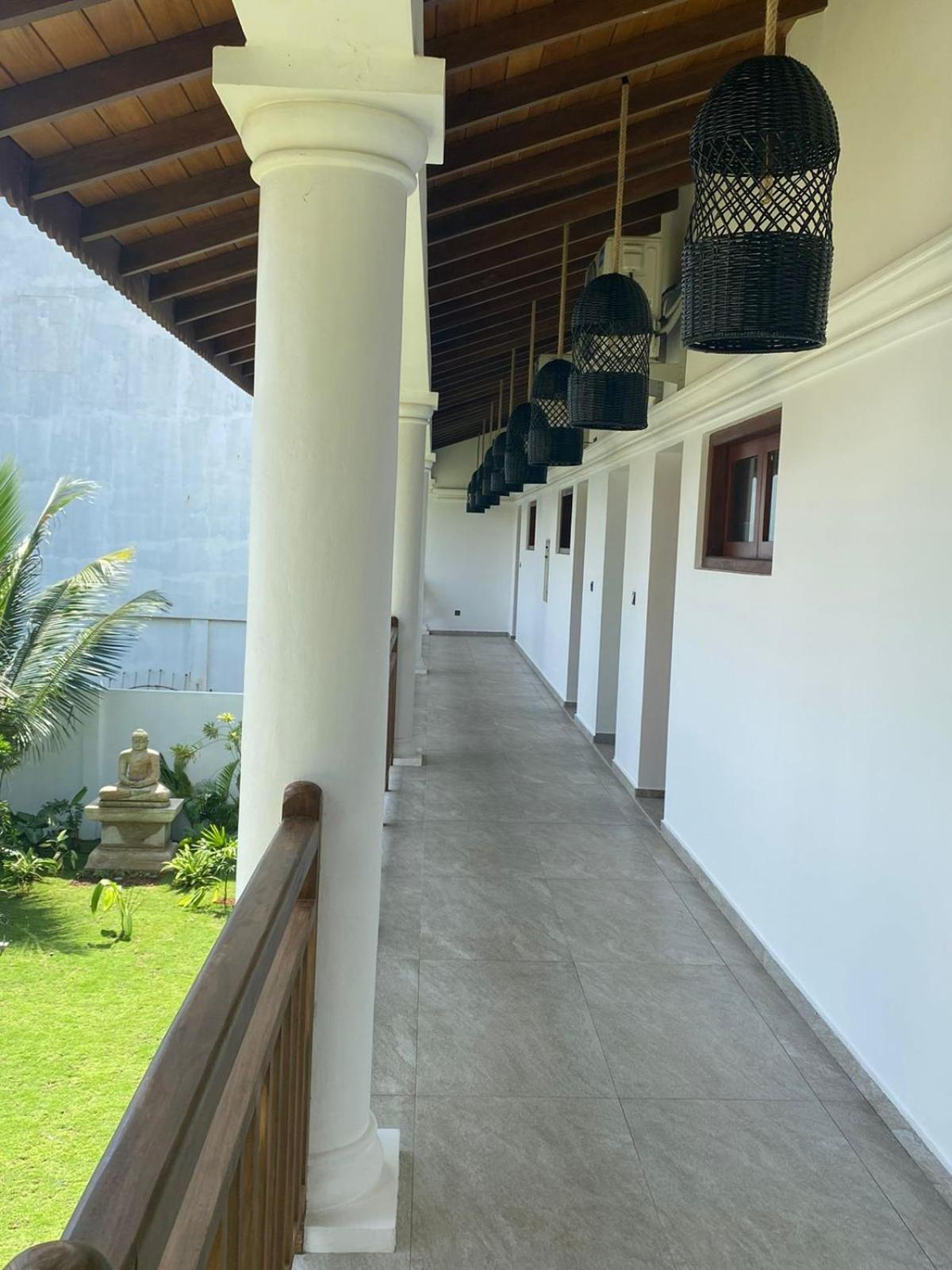 Sea Star Boutique Hotel Hikkaduwa Exterior photo